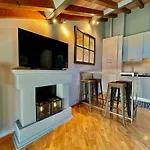 Comfort And Art Apartment Parma